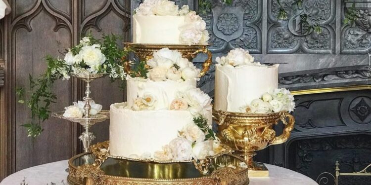A Beautiful Wedding Cake!