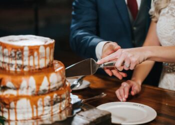 Picking Your Wedding Cake – Desserts and Pastries