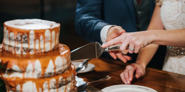 Picking Your Wedding Cake – Desserts and Pastries