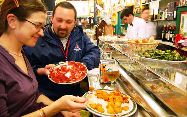These 5 reasons to plan a food tour in Italy are worth considering!