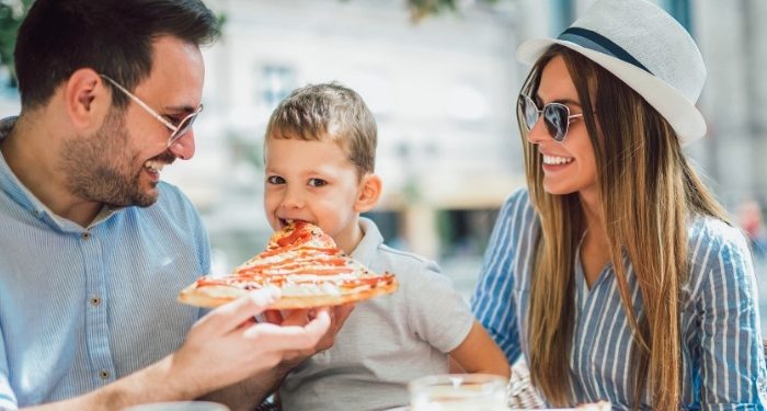 Unique Money-Saving Restaurant Tips