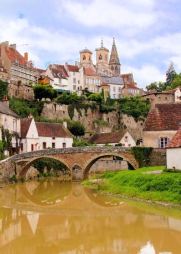Seasonal Burgundy: When is the Best Time to Visit the Vineyards?